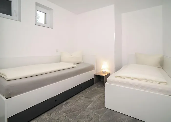 Апартаменты Designlofts 14p - Sennhuette 17 *